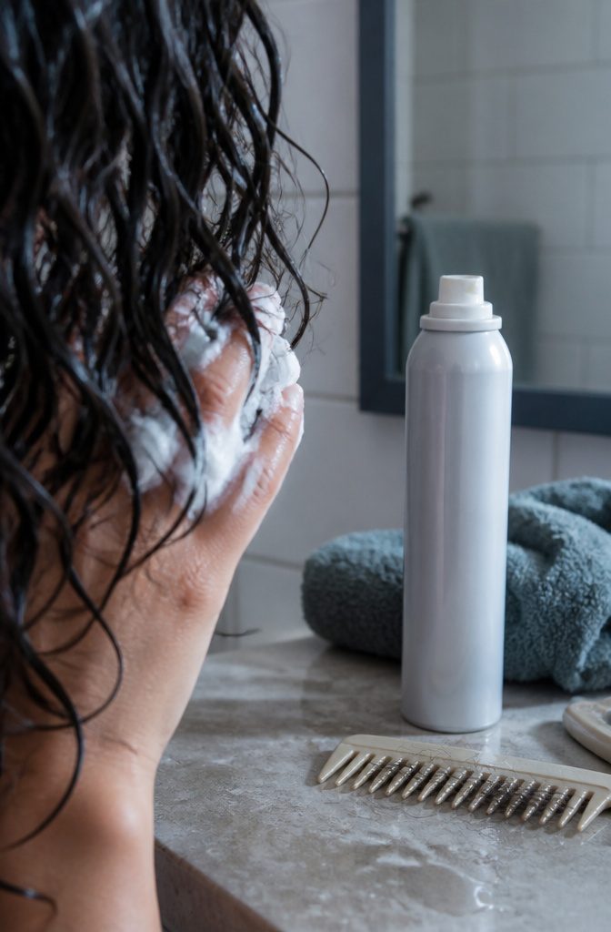 Batiste dry shampoo foam product shown in its container